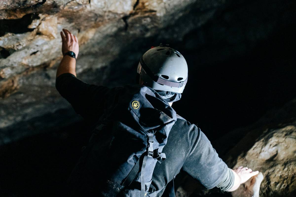 Safety Peak Shield: 7 Proven Ways to Avoid Painful Head Injuries on the Trail